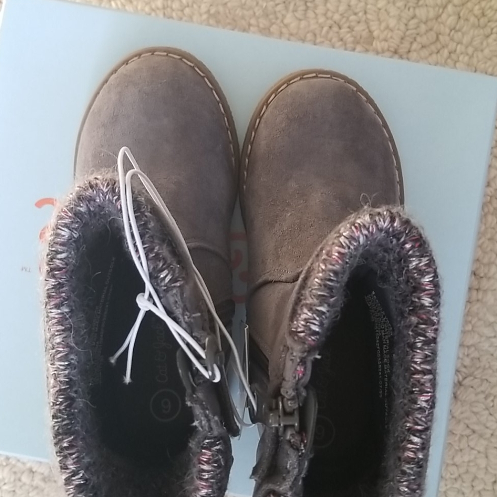 9 Grey Boot - Picture 7 of 8